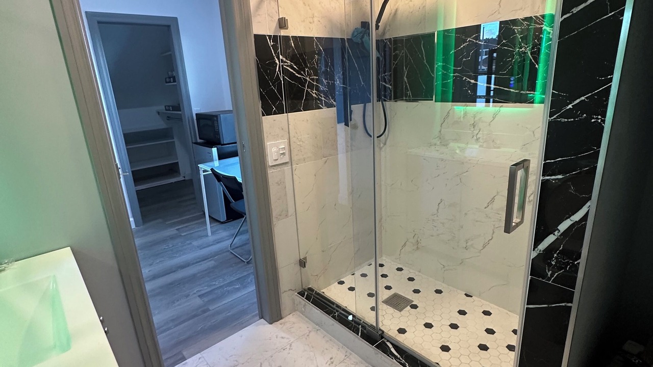 Photo of Bathroom in Los Angeles
