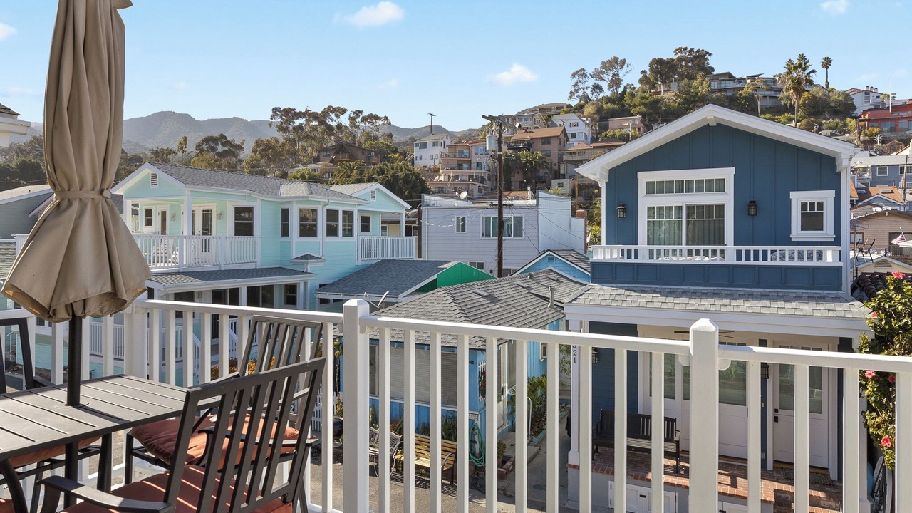 Photo of Others in Avalon