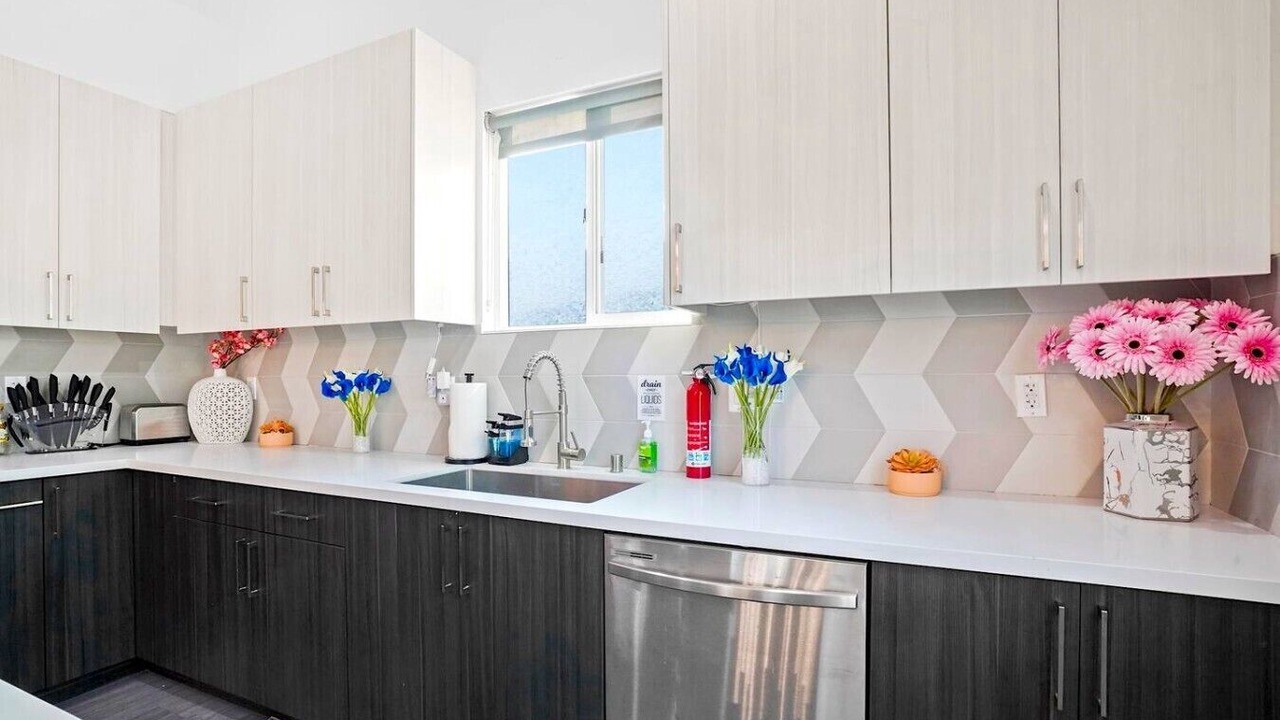 Photo of Kitchen in NoHo Arts District