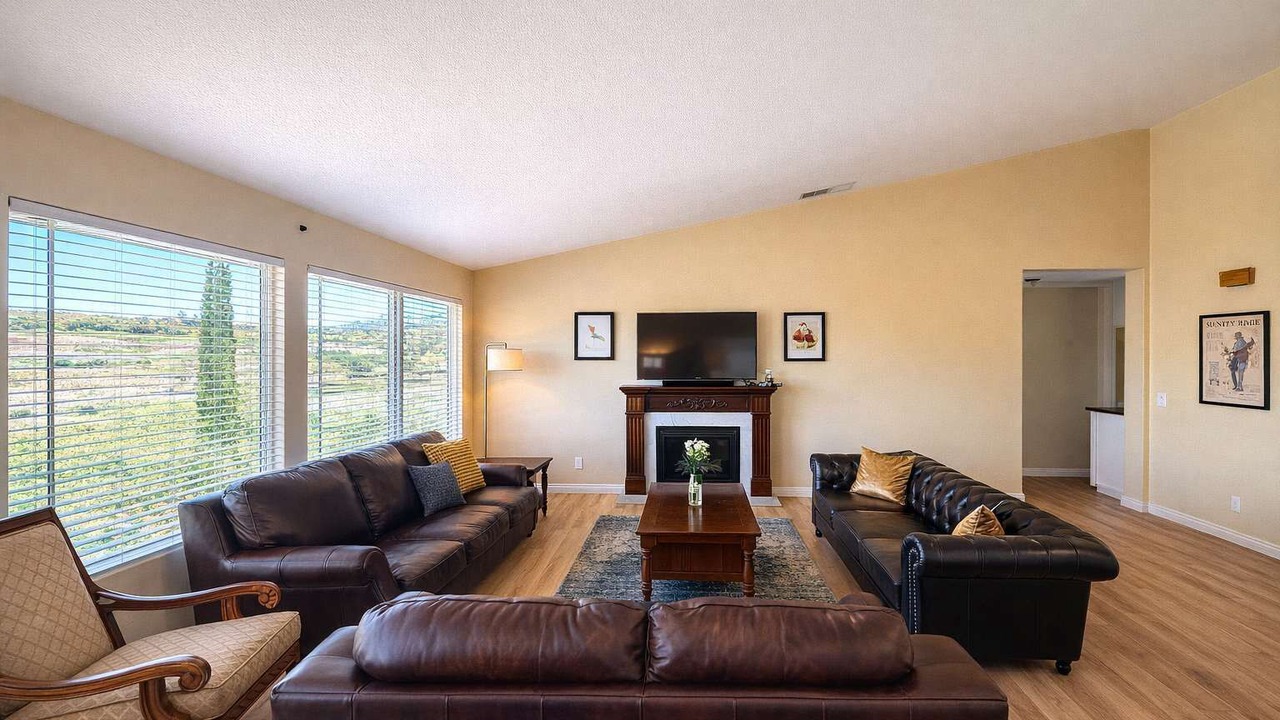 Photo of Livingroom in Temecula