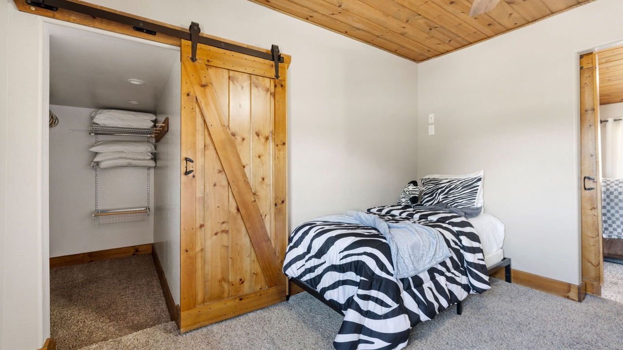 Photo of Bedroom in Williamson