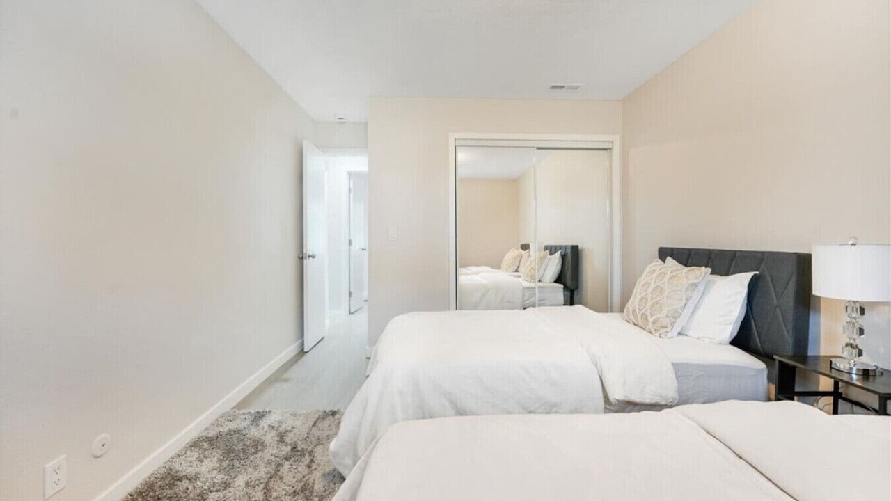 Photo of Bedroom in Crest