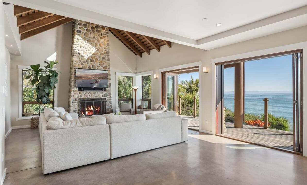 Photo of Livingroom in Santa Barbara