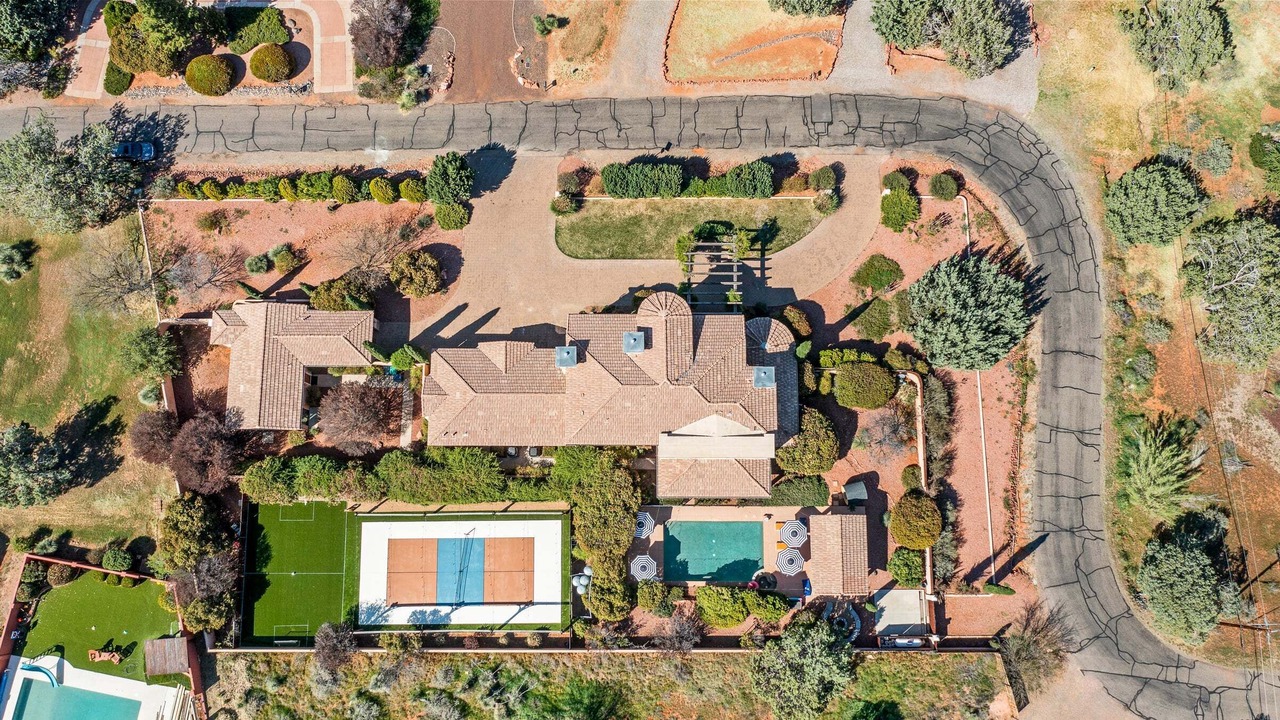 Photo of Outdoor in Oak Creek