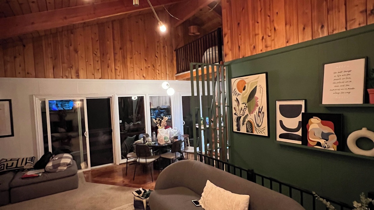 Photo of Livingroom in Crestline