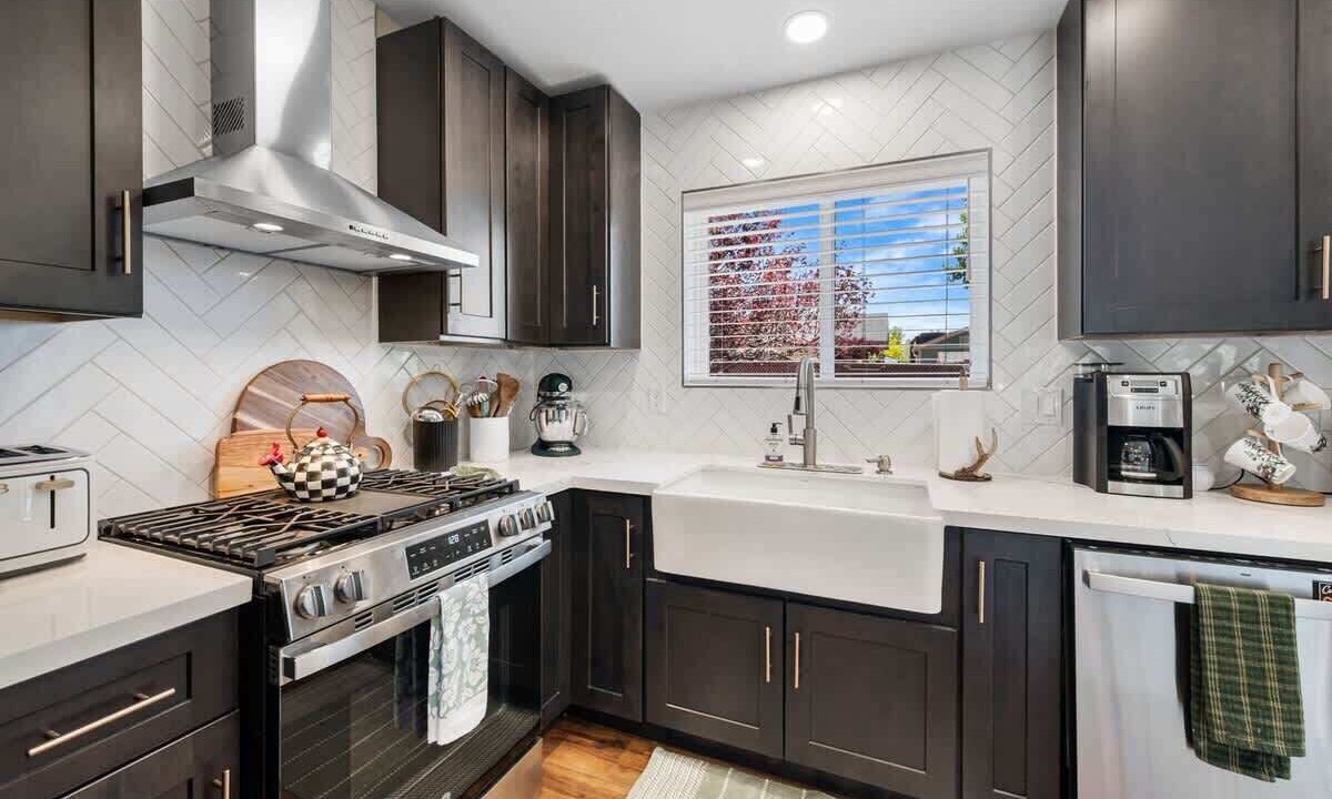 Photo of Kitchen in Prescott Valley Units
