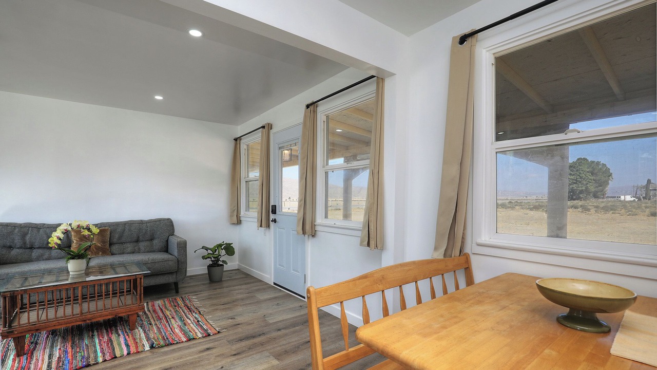Photo of Livingroom in New Cuyama