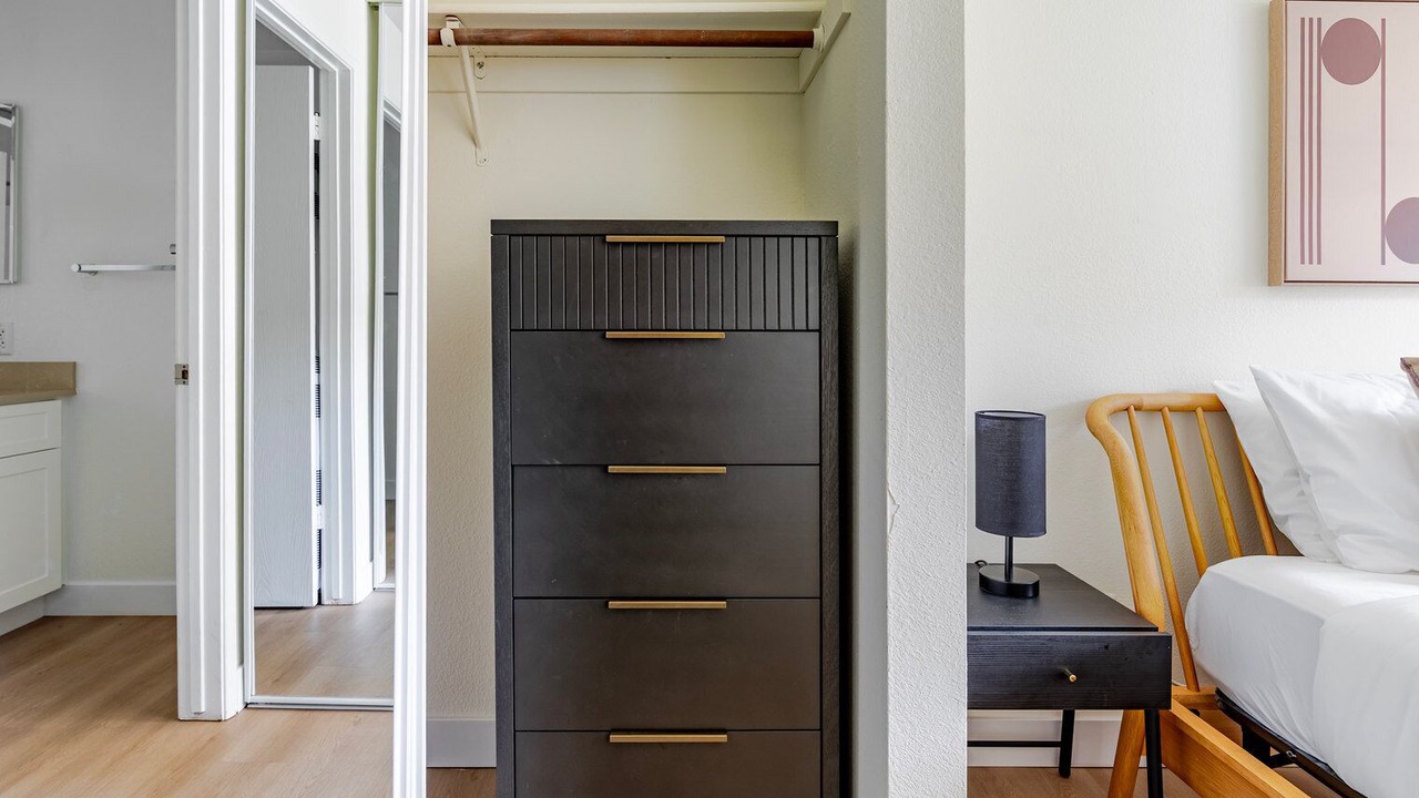 Photo of Bedroom in Shoreline West