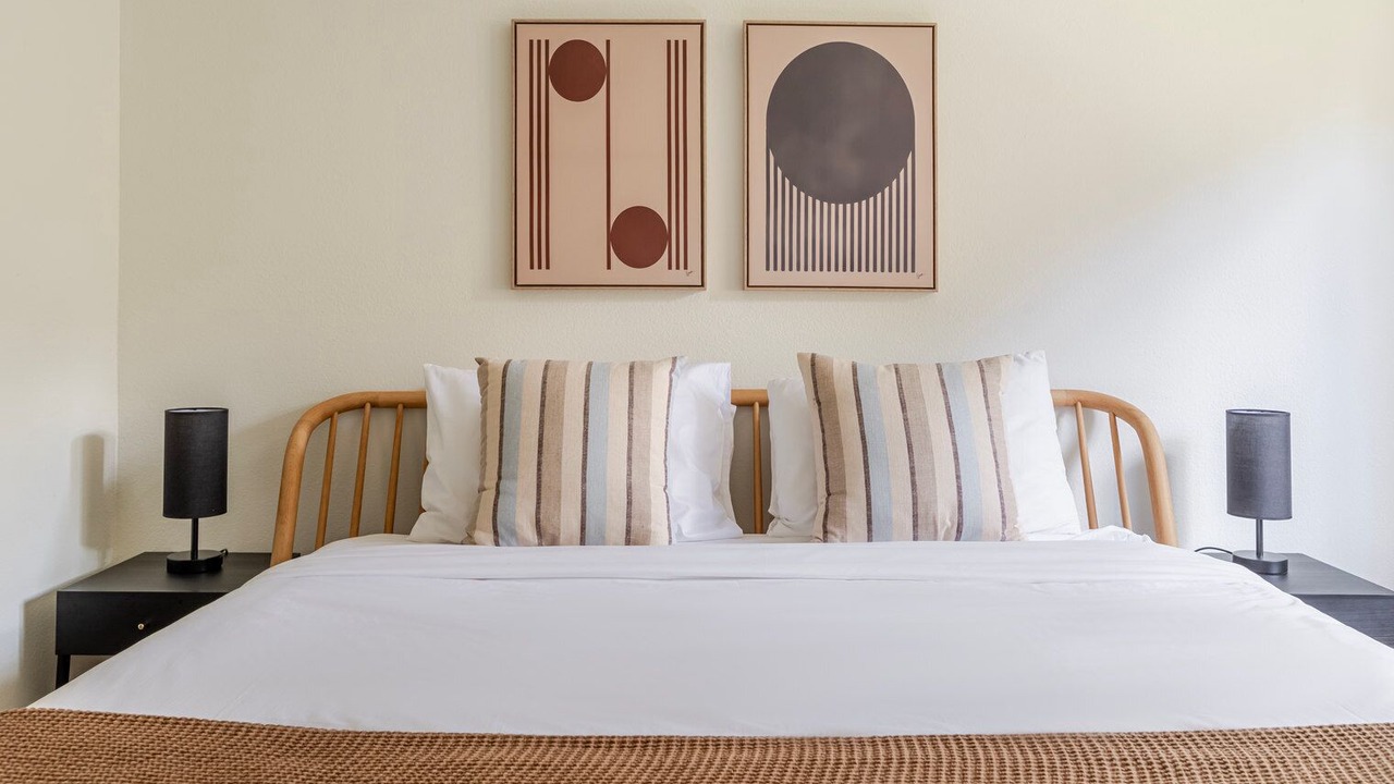 Photo of Bedroom in Shoreline West