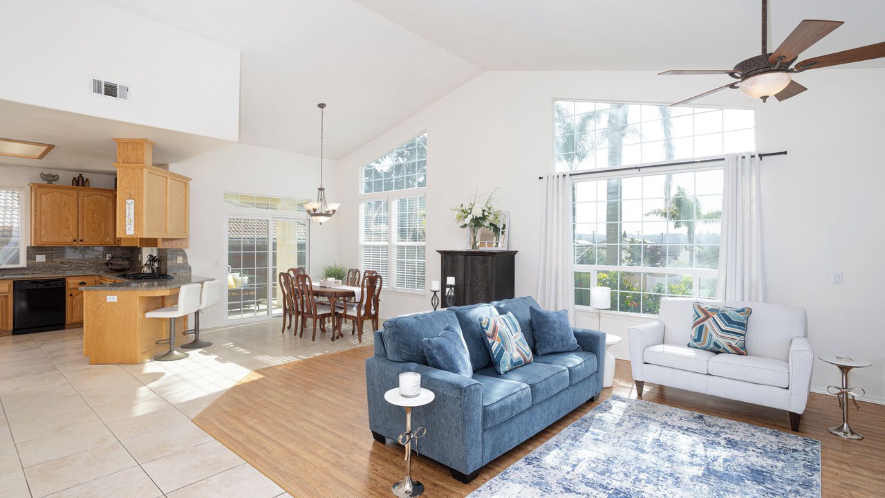 Photo of Livingroom in Oceano