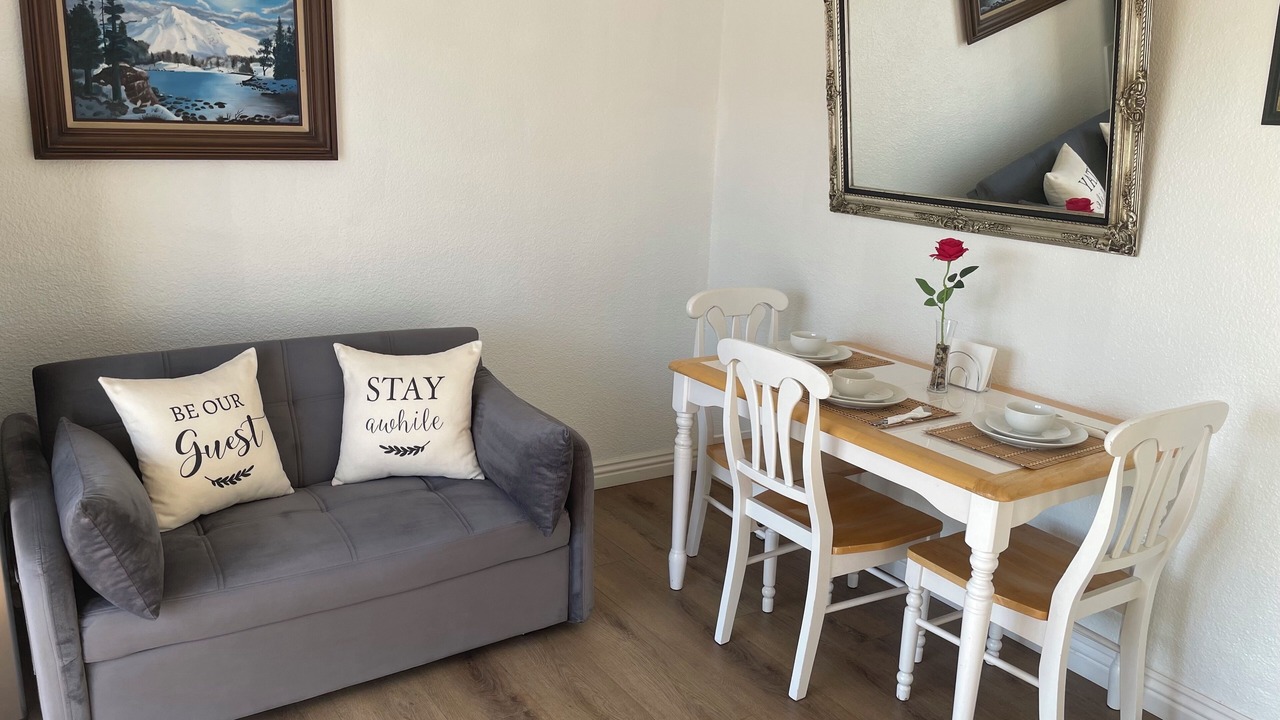 Photo of Livingroom in Whittier
