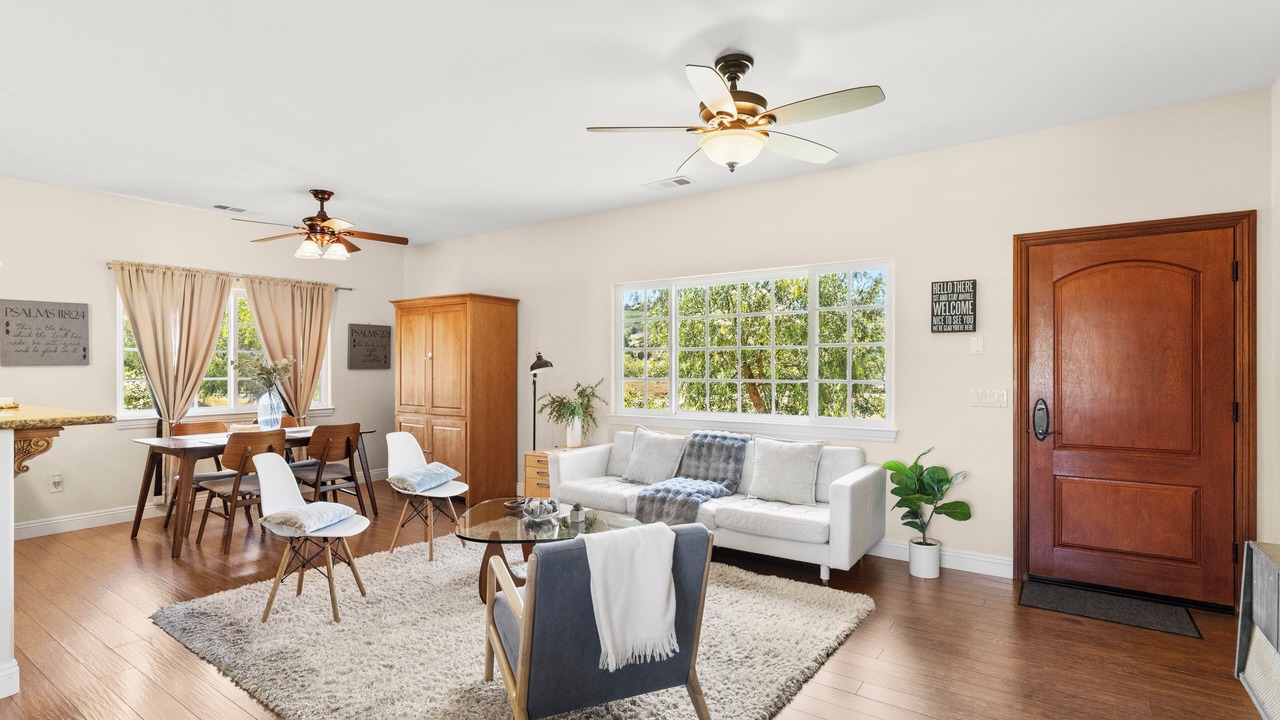 Photo of Livingroom in Temecula