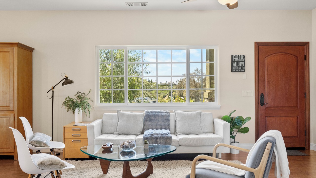 Photo of Livingroom in Temecula