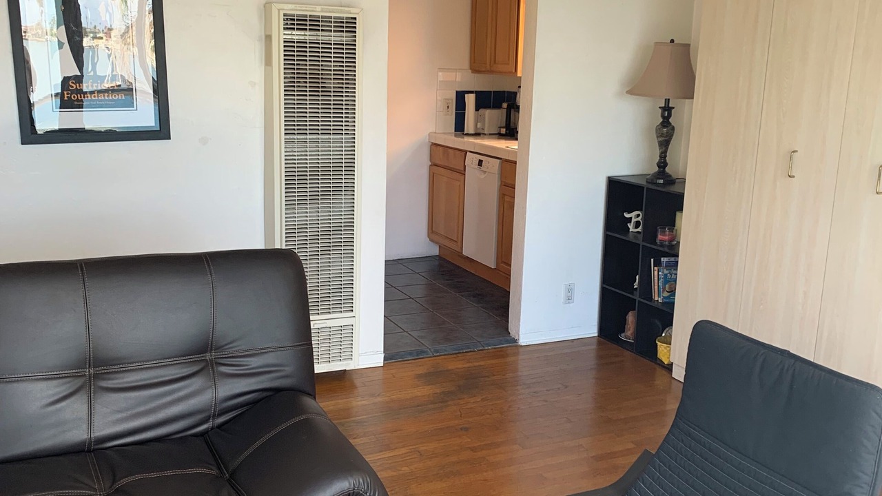 Photo of Livingroom in Belmont Shore