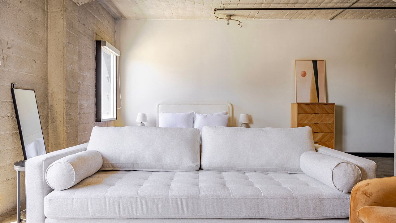 Photo of Livingroom in Hollywood