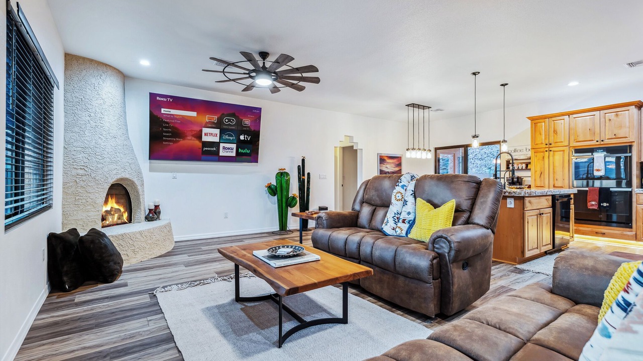 Photo of Livingroom in Sunridge Estates