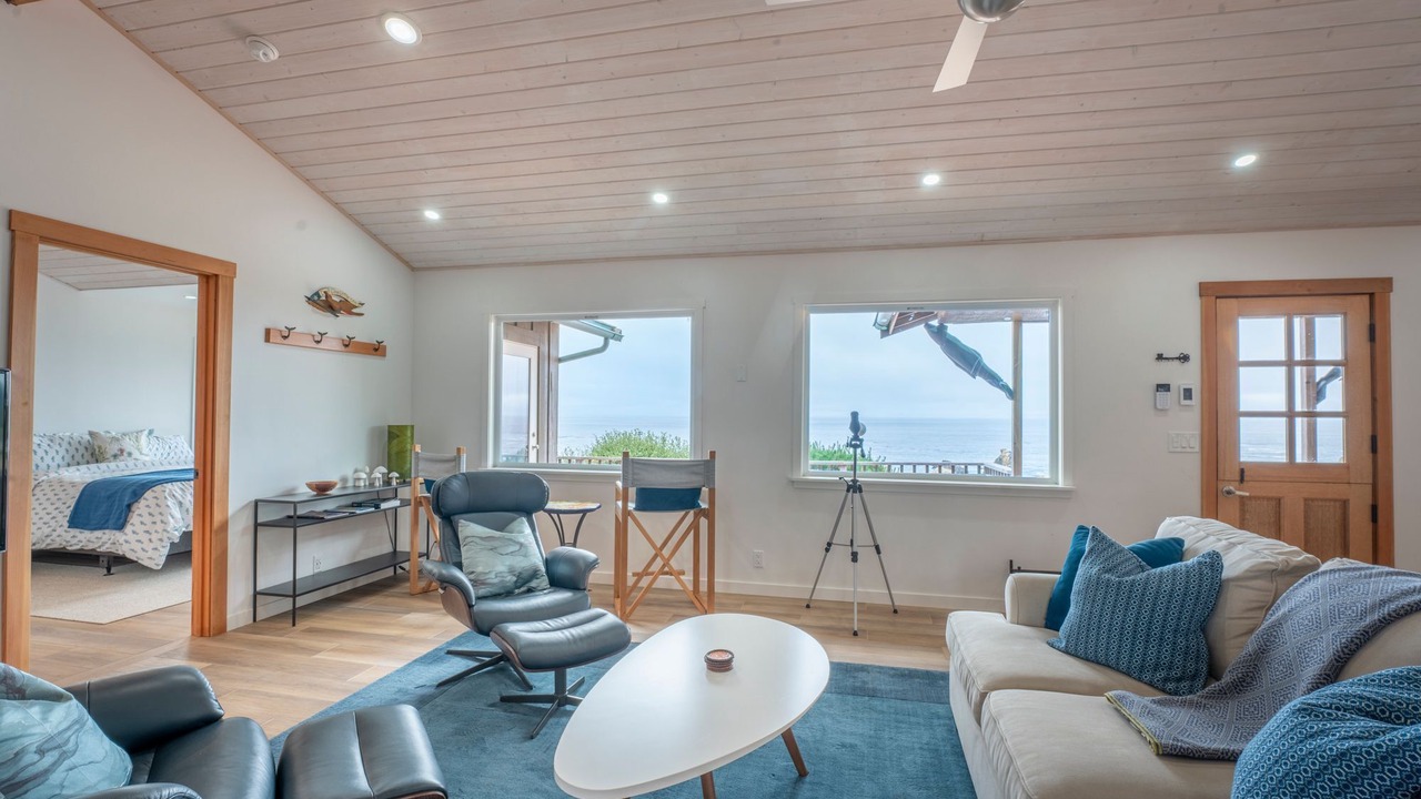 Photo of Livingroom in Fort Bragg