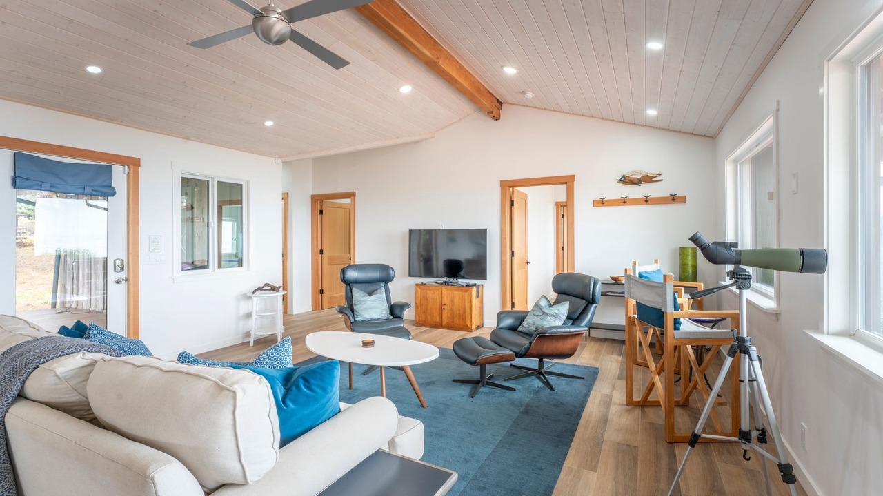 Photo of Livingroom in Fort Bragg