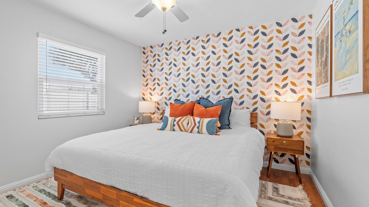Photo of Bedroom in Midway City