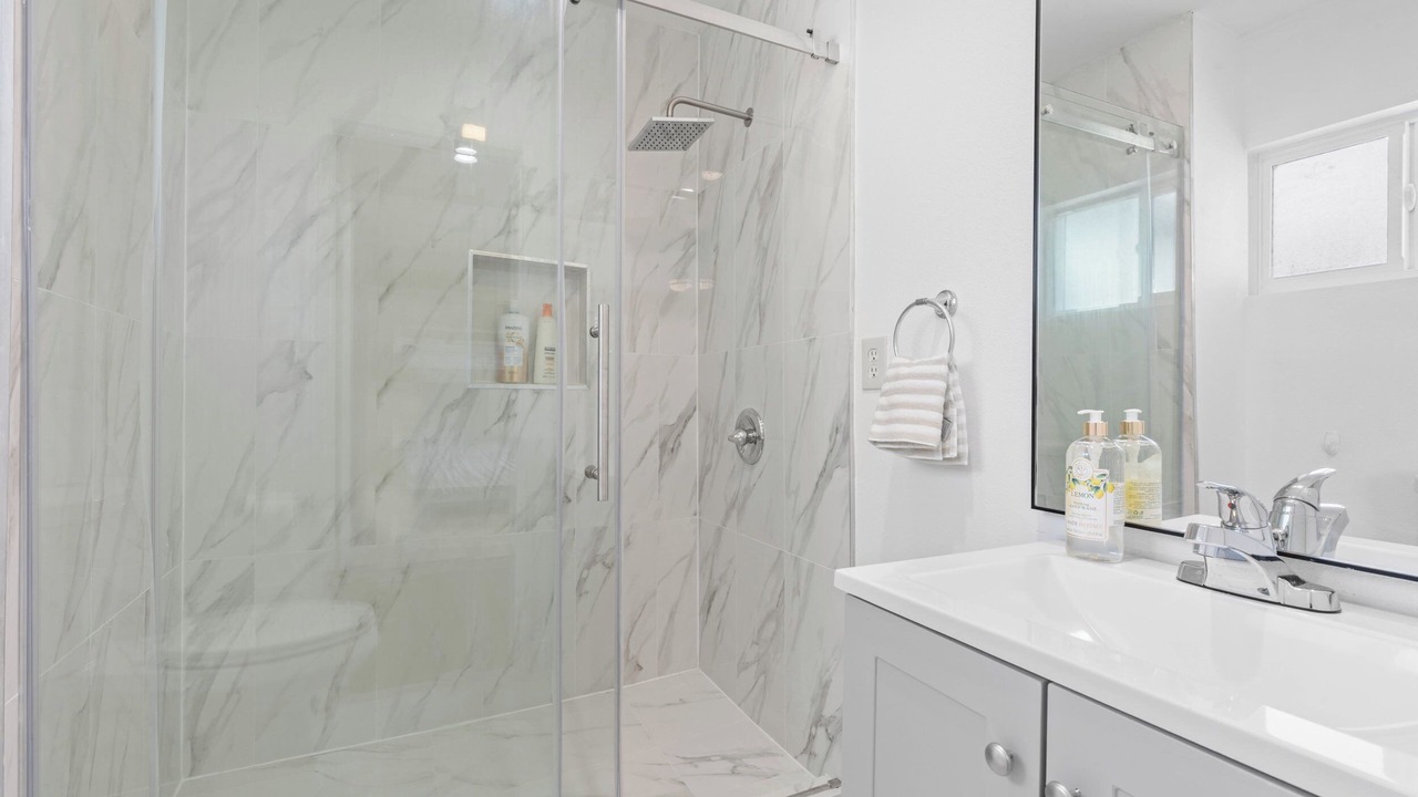 Photo of Bathroom in Midway City