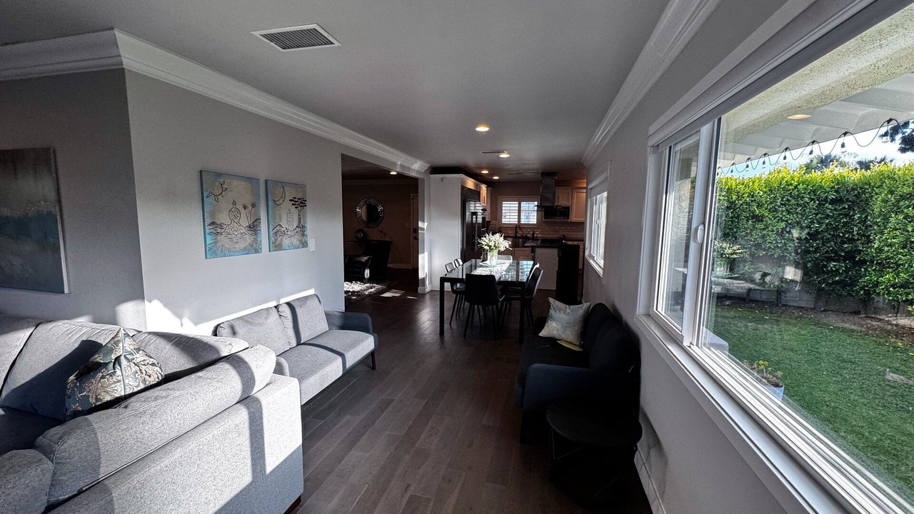 Photo of Livingroom in The Plaza