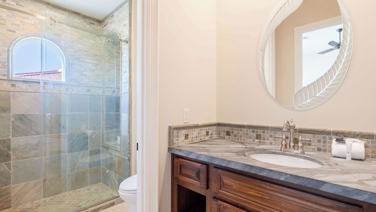 Photo of Bathroom in Pinnacle Peak