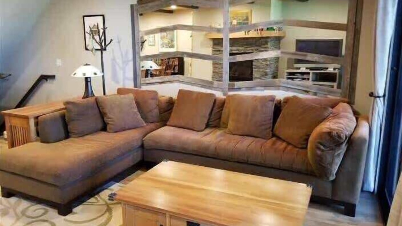 Photo of Livingroom in Brockway