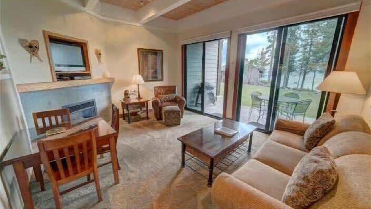 Photo of Livingroom in Brockway