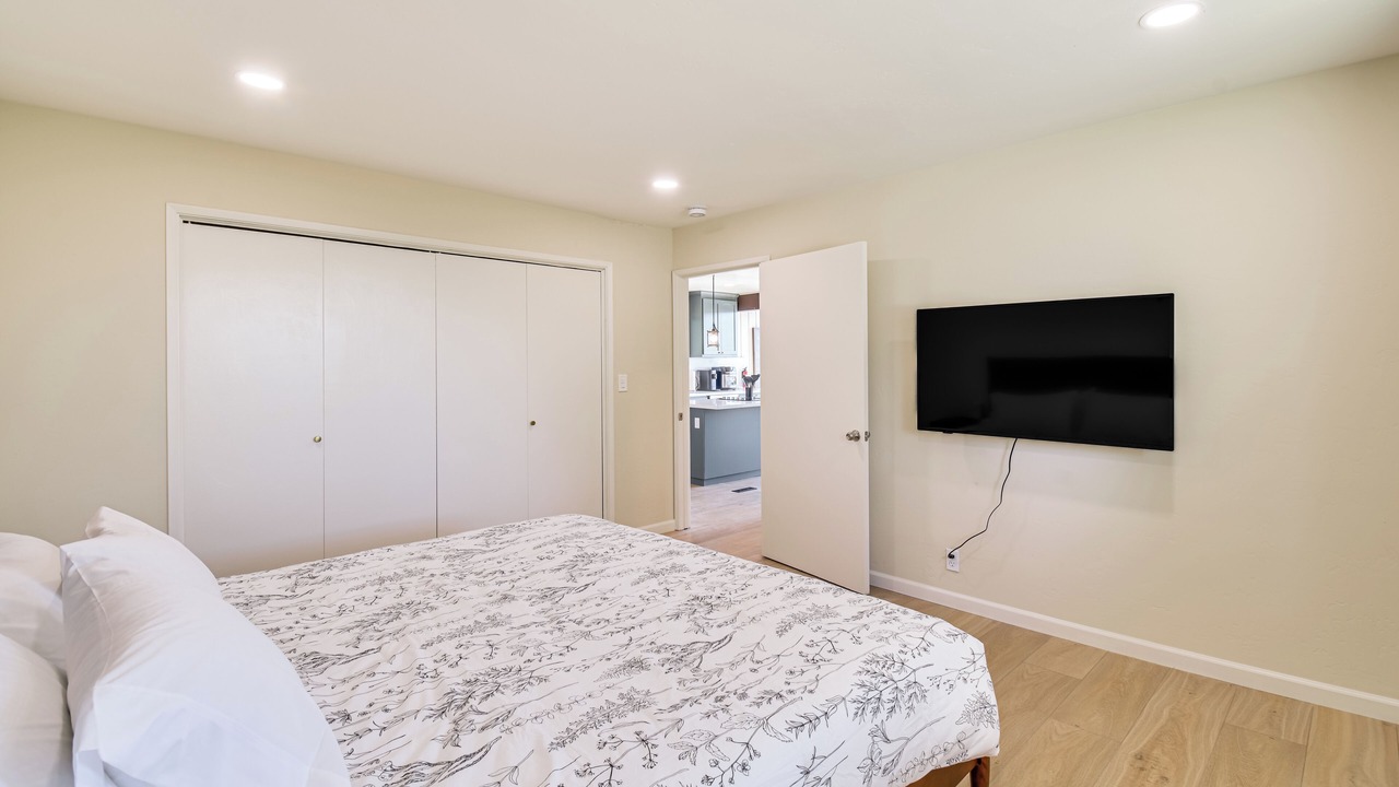 Photo of Bedroom in Yosemite Lakes