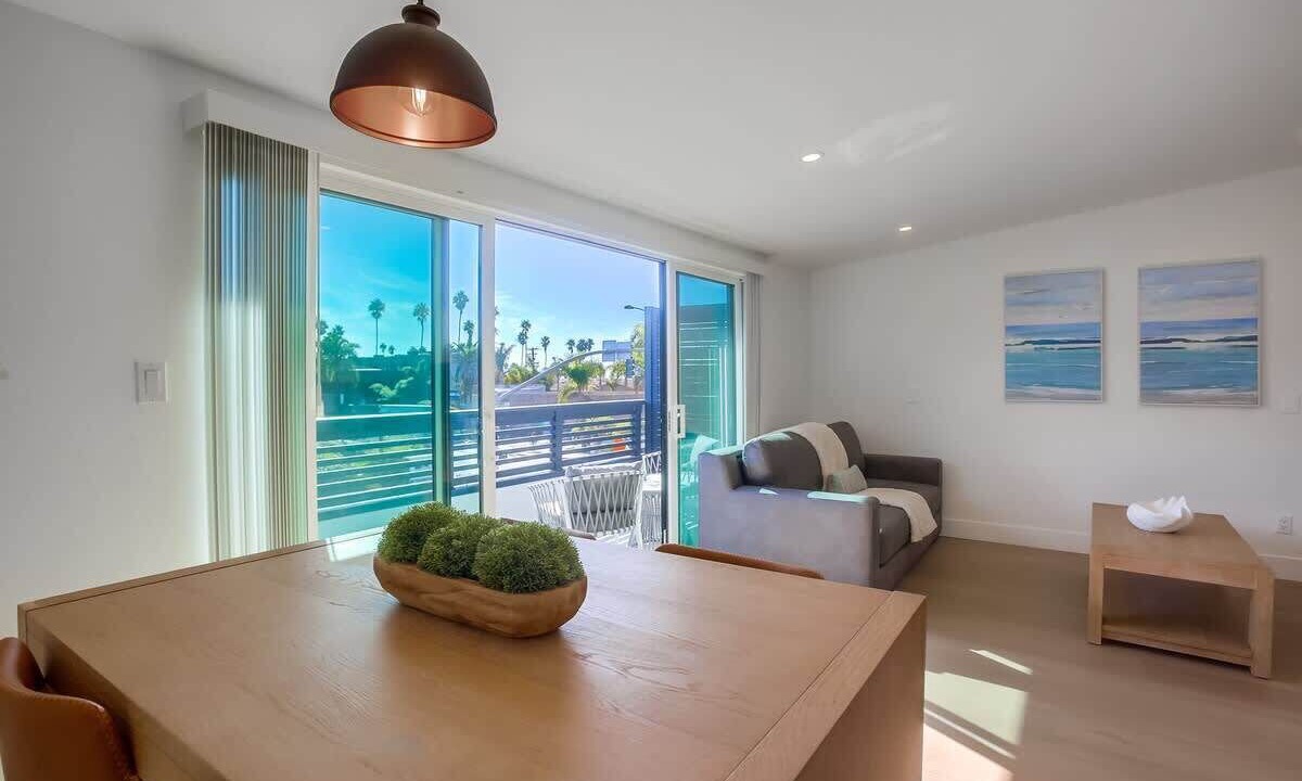 Photo of Livingroom in Country Club