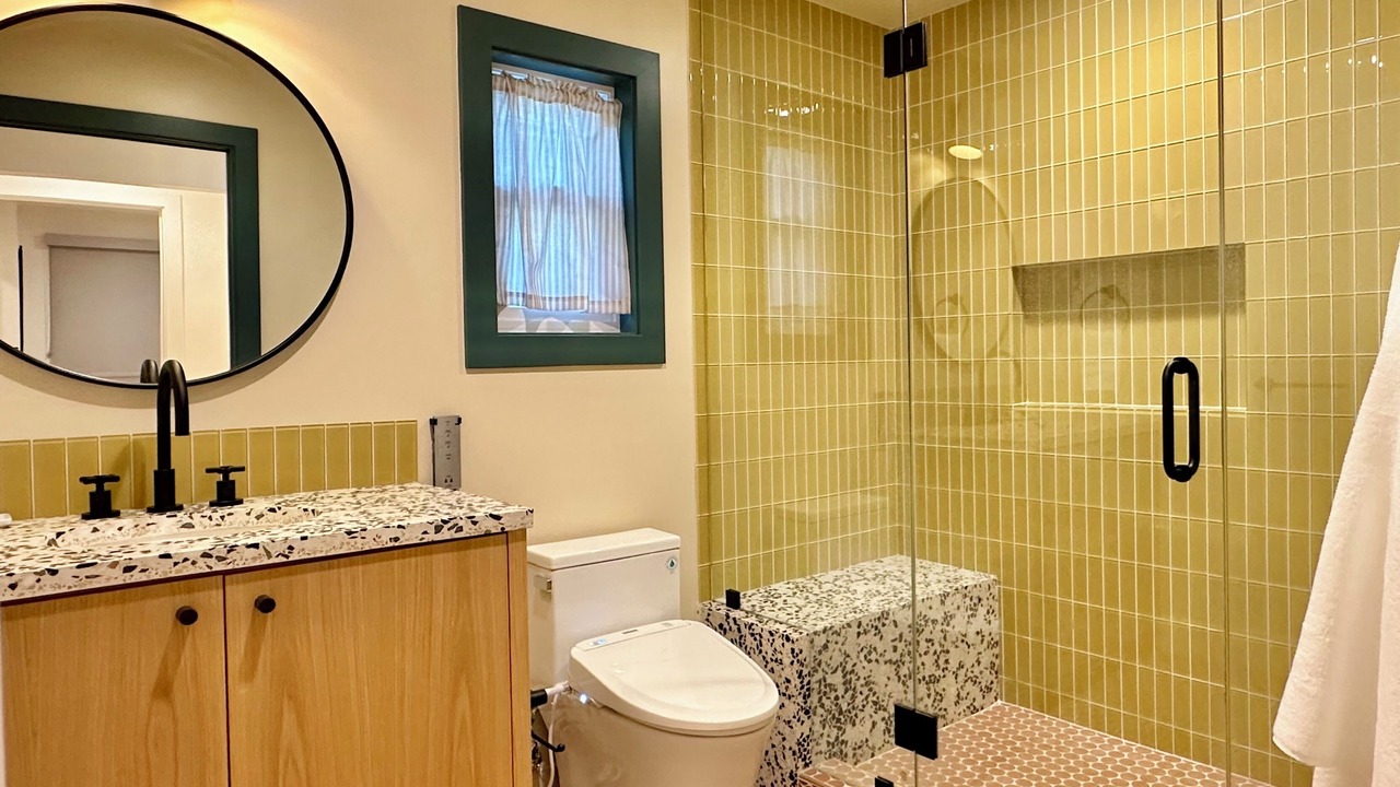 Photo of Bathroom in West Los Angeles