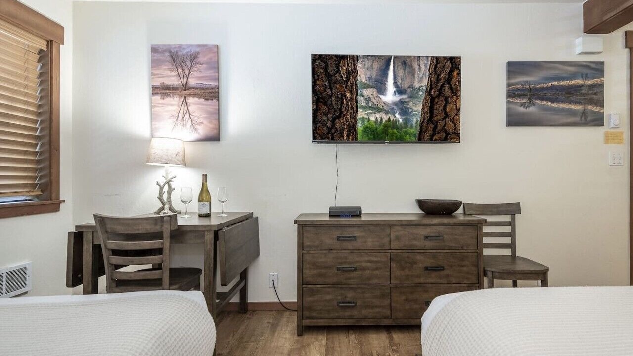 Photo of Bedroom in Tahoe Woods