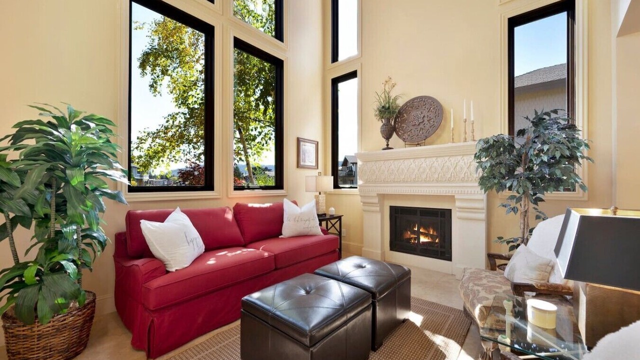 Photo of Livingroom in Tahoe Keys