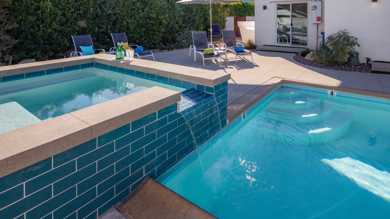 Photo of Outdoor in Warm Sands