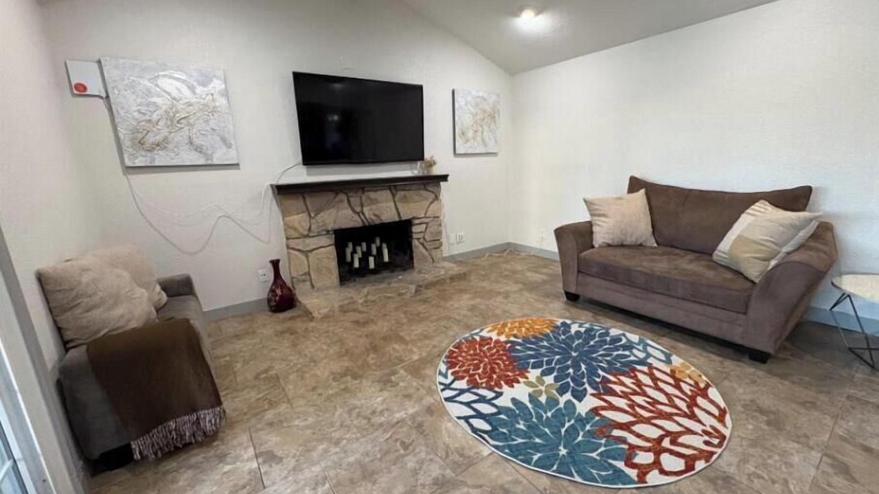 Photo of Livingroom in Sacramento