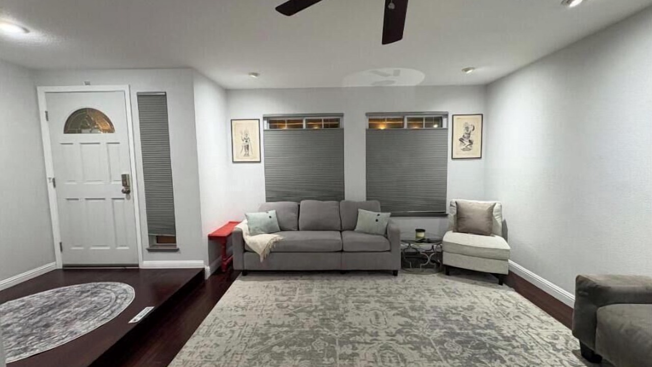 Photo of Livingroom in Sacramento