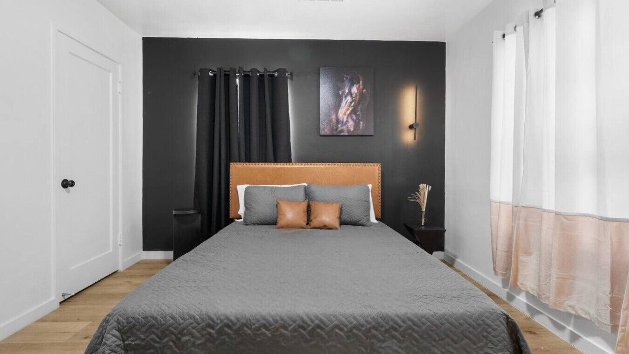Photo of Bedroom in Bakersfield