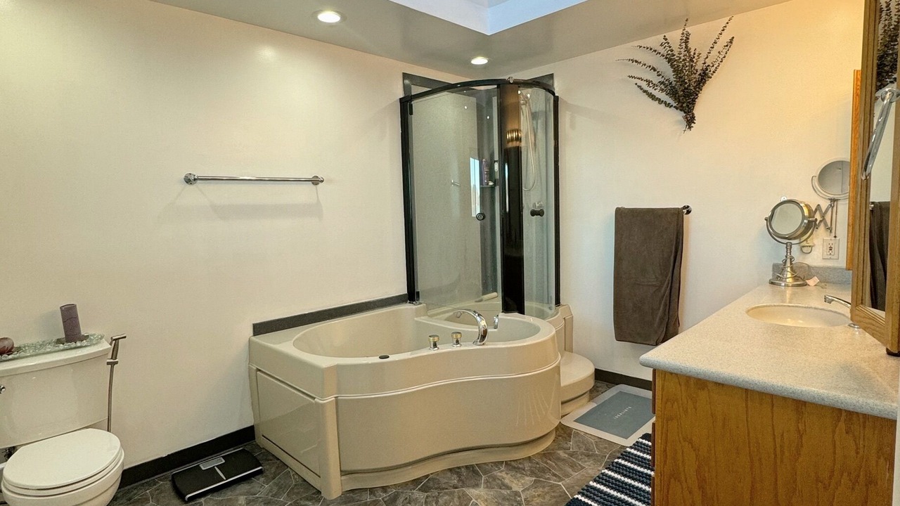 Photo of Bathroom in Lower Lake
