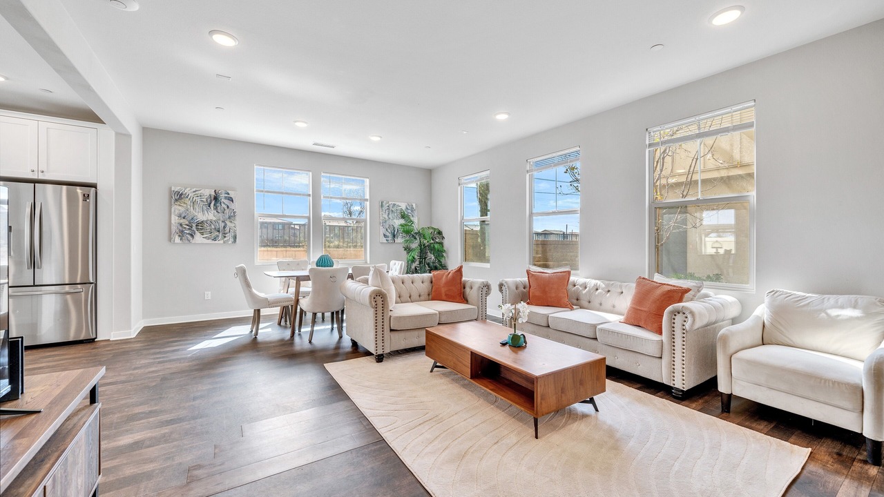 Photo of Livingroom in Ontario