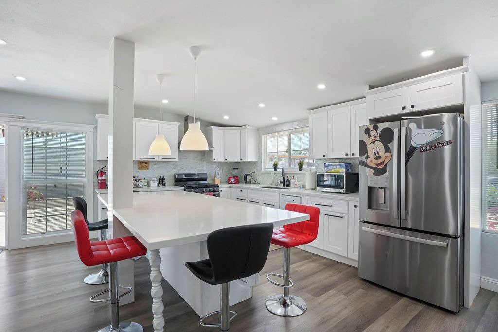 Photo of Kitchen in Midway City