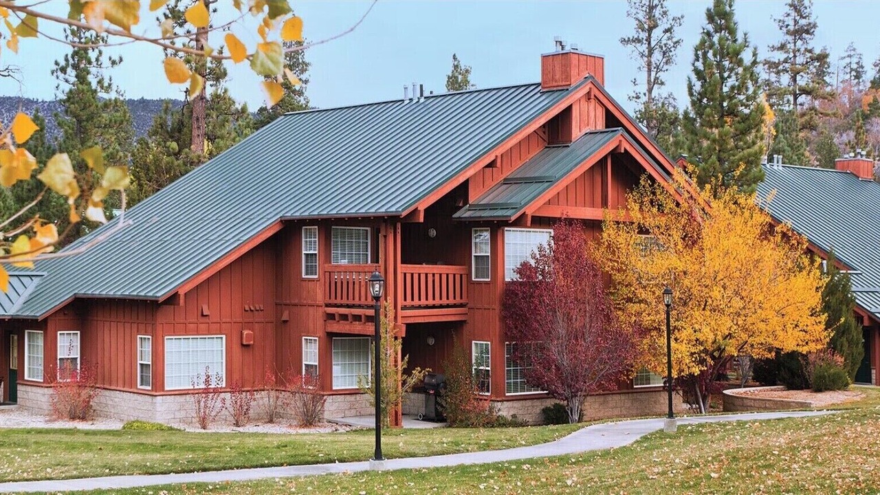 Photo of Outdoor in Castle Glen Estates