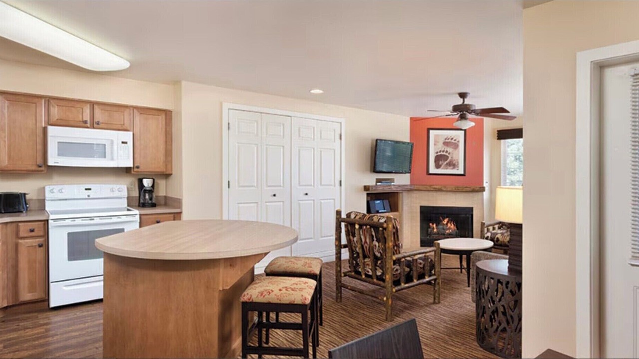 Photo of Kitchen in Castle Glen Estates