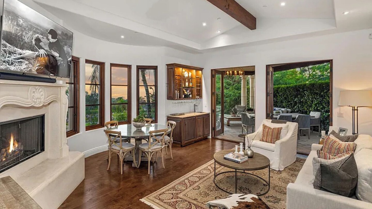 Photo of Livingroom in Santa Barbara