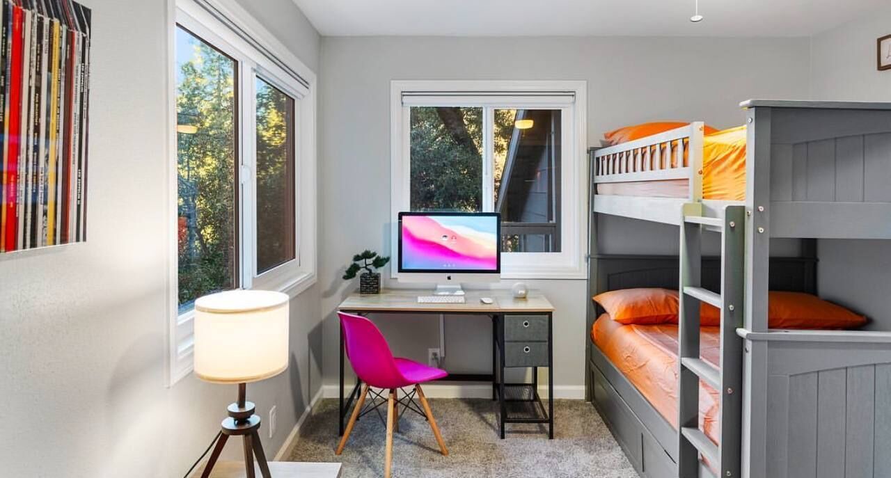 Photo of Bedroom in Crestline