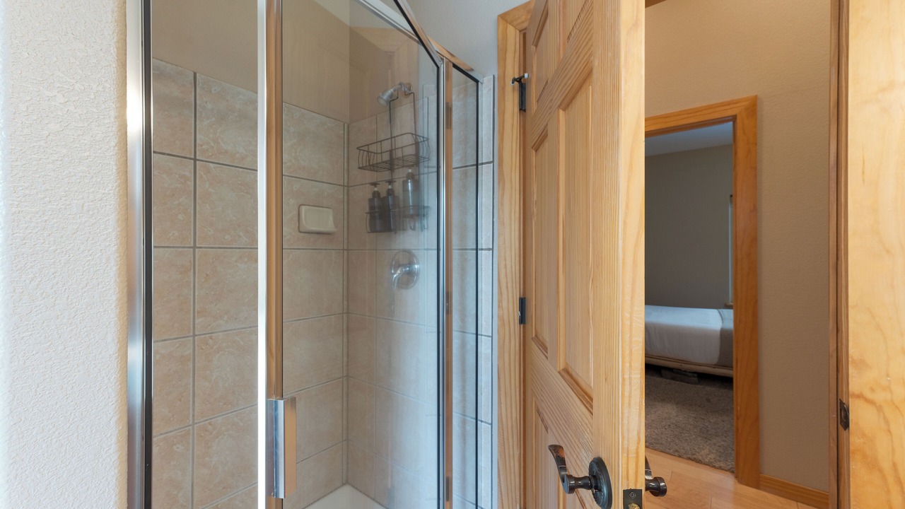 Photo of Bathroom in Country Club Estates