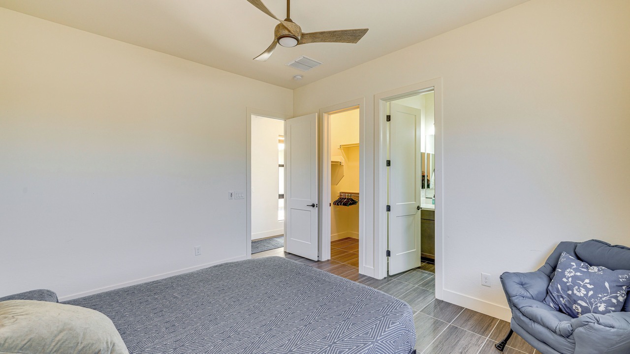 Photo of Bedroom in South Mountain