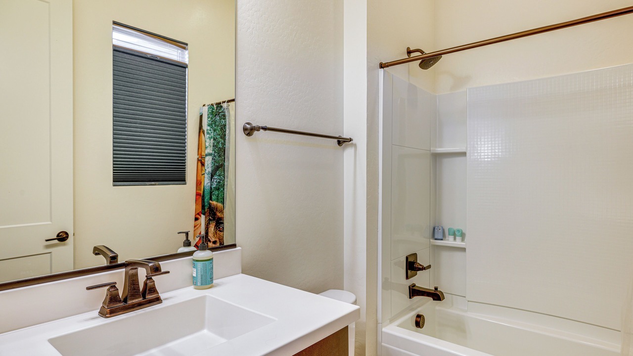 Photo of Bathroom in South Mountain