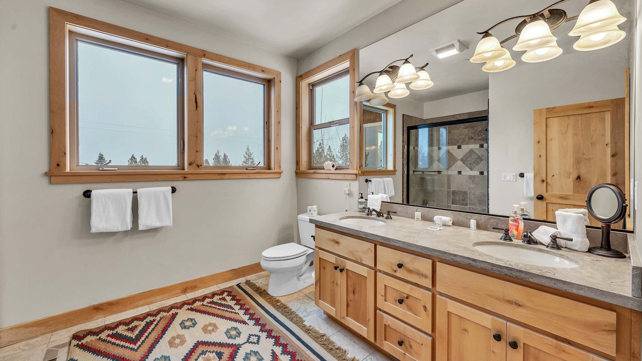 Photo of Bathroom in Tahoma