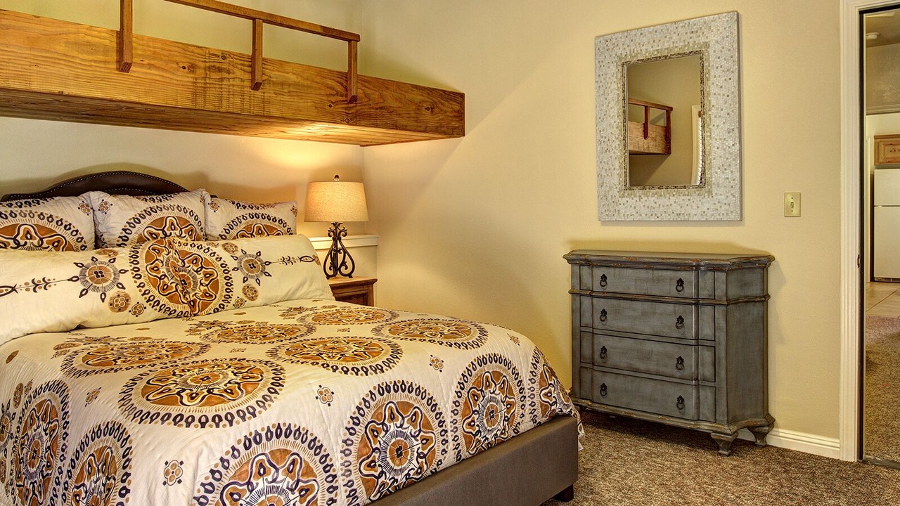 Photo of Bedroom in Murphys