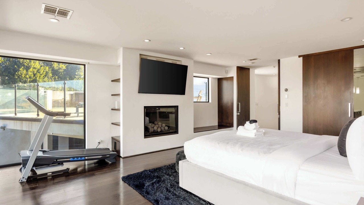 Photo of Patio Balcony in Hollywood Hills